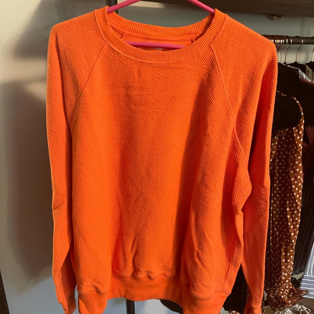 Sweatshirt